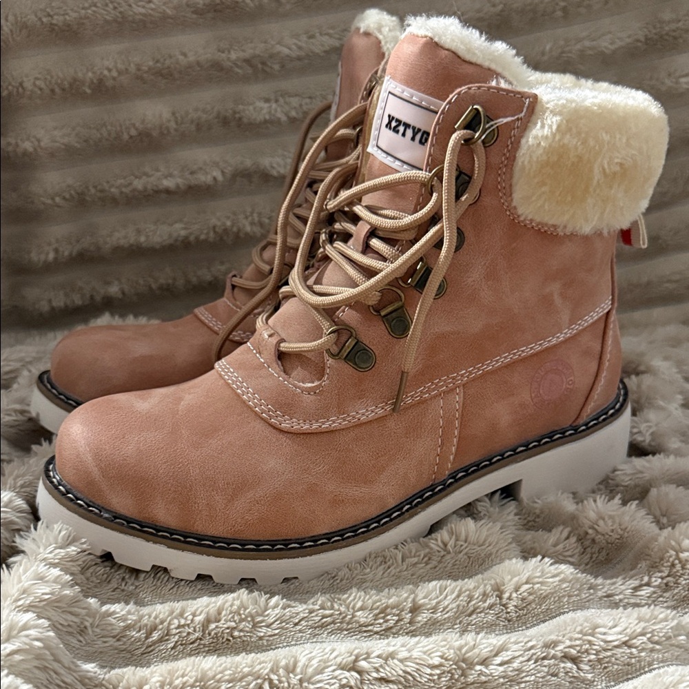 Women's Pink Hiking Boots
